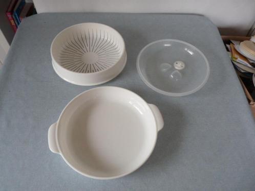Rijstkoker Magnetronschaal met deksel/ventiel - ca1 liter –, Huis en Inrichting, Keuken | Keukenbenodigdheden, Zo goed als nieuw