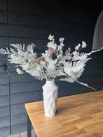Vaas met kunstbloemen wit creme, Ophalen of Verzenden, Zo goed als nieuw