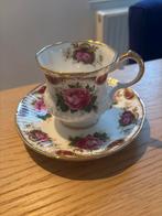 Elizabethan Bon China Kop & Schotel, Antiek en Kunst, Ophalen of Verzenden