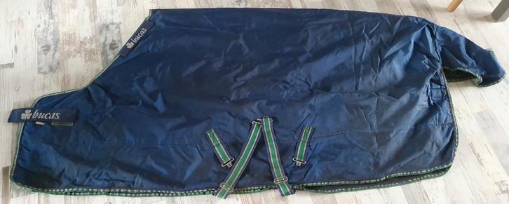 GEBRUIKTE BLAUWE BUCAS SMARTEX MEDIUM, MAAT 198 (6.6), Dieren en Toebehoren, Paarden en Pony's | Dekens en Dekjes, Gebruikt, Deken