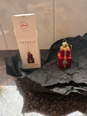 Vondels kerstbal cadeautje beschikbaar voor biedingen