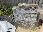 Gratis! Betonnen Waaltjes/Klinkers Antraciet - 400 stuks, Ophalen, Gebruikt