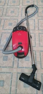 MIELE STOFZUIGER 2000 WATTE SUPER STERK, Ophalen of Verzenden, Zo goed als nieuw, Stofzuiger