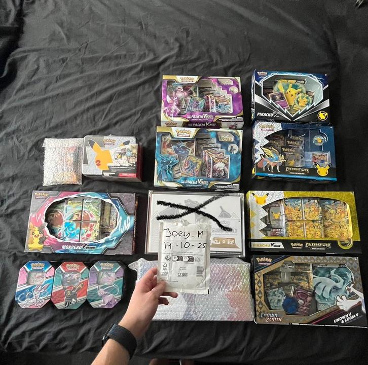 Verschillende pokemon kaarten en sets te koop, Hobby en Vrije tijd, Verzamelkaartspellen | Pokémon, Zo goed als nieuw, Ophalen of Verzenden