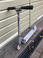 Metalen stepje - inklapbaar - stuur is in hoogte verstelbaar, Fietsen en Brommers, Steps, Ophalen, Gebruikt, Gewone step