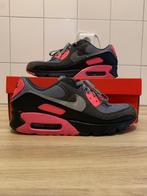 Schoenen Nike air Max 90 wolf grey hyper pink maat 42,5, Overige kleuren, Nike, Ophalen of Verzenden, Sneakers of Gympen