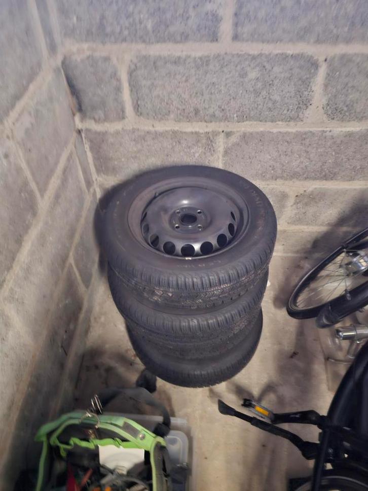 Toyota Aygo All Season Banden met Stalen Velg - ZGAN, Auto-onderdelen, Banden en Velgen, Banden en Velgen, All Season, Personenwagen