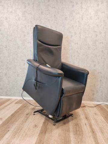 Fitform leren sta op stoel relax fauteuil met garantie  beschikbaar voor biedingen