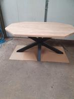 Eiken eettafel., Huis en Inrichting, Tafels | Eettafels, Ophalen, Nieuw, Overige vormen, Eikenhout