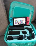 Nintendo Switch 2019 Upgrade - 18 online games -1jaar online, Spelcomputers en Games, Met games, Met 2 controllers, Zo goed als nieuw