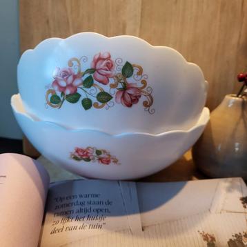 Arcopal Schalen Set - Bloemen & Schulprand beschikbaar voor biedingen