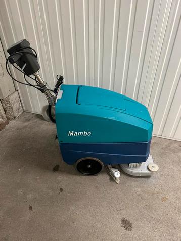 SCHROBMACHINE SCHROBZUIGMACHINE WETROK MAMBO PRIMA STAAT beschikbaar voor biedingen