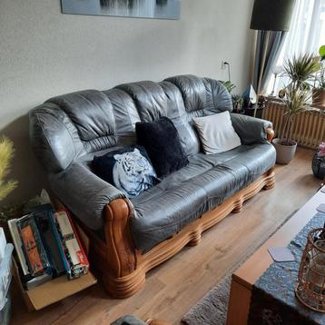 massief eiken en origineel leder beschikbaar voor biedingen