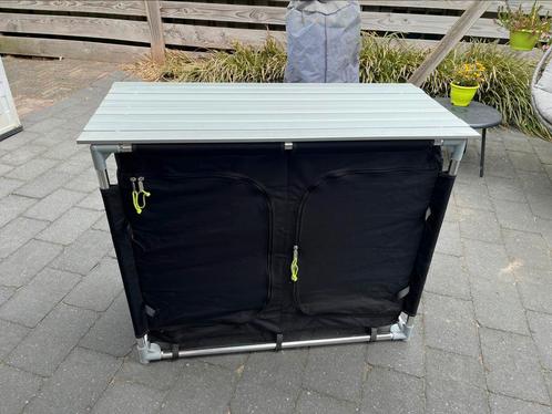 Outwell kampeerkast, Caravans en Kamperen, Kampeermeubelen, Gebruikt, Campingkast, Ophalen