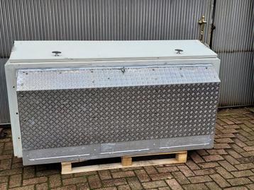 Gereedschap box Tuingereedschap Crafter Iveco beschikbaar voor biedingen