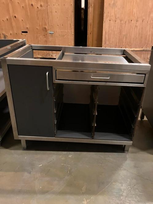 Horeca RVS onderstel en rvs hangkast met schuifdeuren Bieden, Zakelijke goederen, Horeca | Keukenapparatuur, RVS Meubilair, Gebruikt