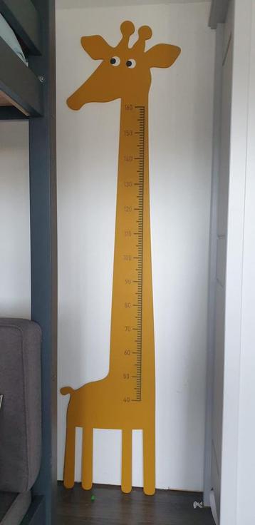 Houten giraf groei meter beschikbaar voor biedingen