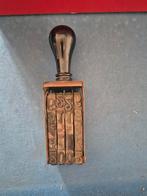 Oude stempel, Hobby en Vrije tijd, Stempelen, Ophalen of Verzenden, Gebruikt, Houten stempel