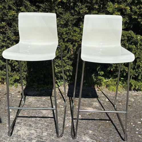 Barkrukken wit, Ikea Glenn Barkrukken, Huis en Inrichting, Barkrukken, Zo goed als nieuw, 90 cm of meer, Kunststof, Metaal, 2 krukken