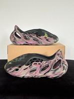 Adidas YZY FOAM RNR maat 47 / US 12, Slippers, Overige kleuren, Adidas, Nieuw