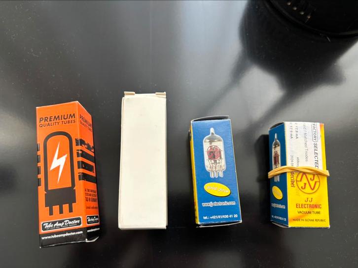 Verschillende 6922 / E88CC buizen, Audio, Tv en Foto, Buizenversterkers, Buis of Buizen, Ophalen