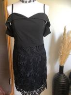 Zwarte gala jurk/ feestkleding jurk Voque met kant maat M, Ophalen of Verzenden, Zo goed als nieuw, Zwart, Galajurk