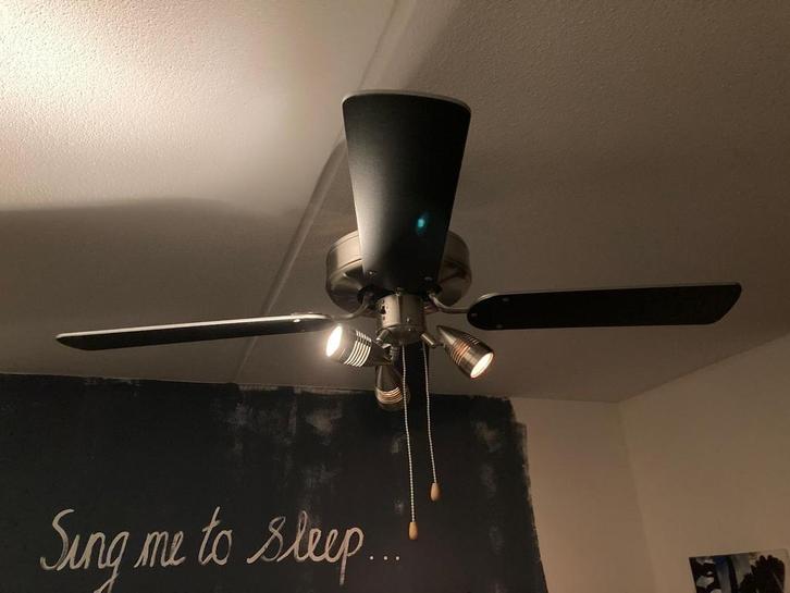 2 Plafondventilatoren met verlichting ( merk Bestron), Huis en Inrichting, Lampen | Losse lampen, Gebruikt, Overige typen, Minder dan 30 watt