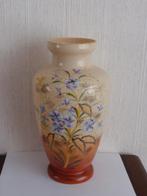 Opaline vaas handbeschilderd, Ophalen of Verzenden