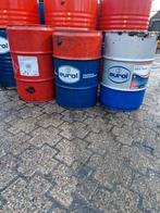 Diverse vaten, brandton, oliedrum enz., Ophalen