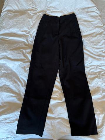 Zara pantalon maat xs beschikbaar voor biedingen