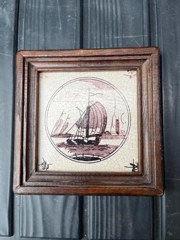 Tegel met Zeilschip in Houten Lijstje Wanddecoratie beschikbaar voor biedingen