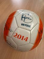 Voetbal met geprinte handtekeningen spelers WK 2014, Sport en Fitness, Voetbal, Ophalen, Zo goed als nieuw, Bal