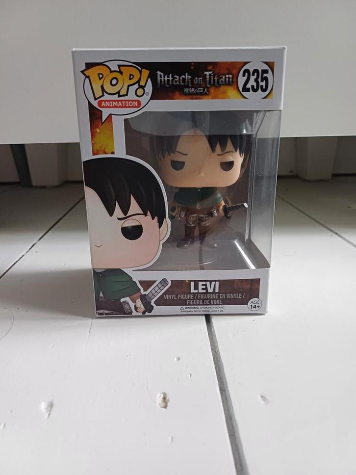Levi Ackerman Funko Pop figure (235), Verzamelen, Poppetjes en Figuurtjes, Zo goed als nieuw, Ophalen of Verzenden