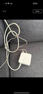 Laptoplader - Werkt Prima!, Computers en Software, Laptop-opladers, Ophalen of Verzenden, Gebruikt