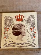 Herinnerings tegel kroning Beatrix koningin. 1980. RABObank, Antiek en Kunst, Ophalen