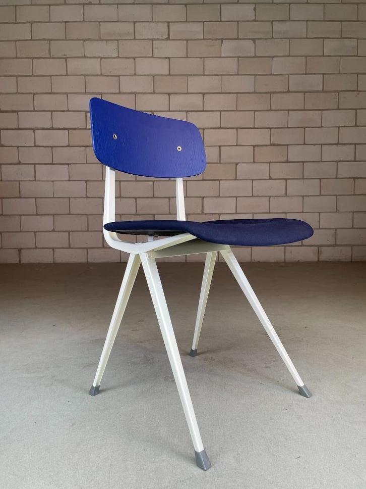 HAY Result Chair, Friso Kramer & Wim Rietveld (voorraad: 20), Huis en Inrichting, Stoelen, Zo goed als nieuw, Eén, Hout, Metaal