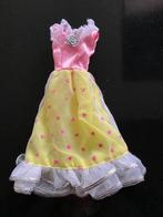 Barbie Kleding | Made in China | zeer goede staat | 2 stuks, Verzamelen, Poppen, Ophalen of Verzenden, Nieuw, Kleertjes