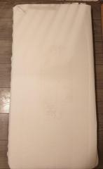 Ledikant matras 60x120 cm, Ophalen, Gebruikt, Jongetje of Meisje, Wit
