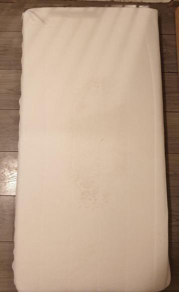 Ledikant matras 60x120 cm beschikbaar voor biedingen