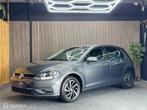 Volkswagen Golf 1.0 TSI Comfortline Business | Camera | ACC, Stof, Gebruikt, Zwart, 116 pk