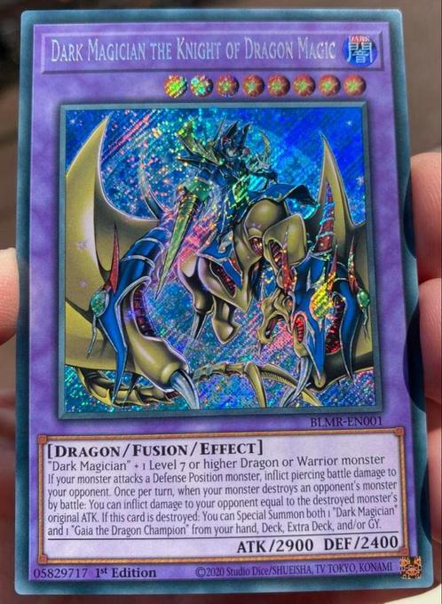 Yu-Gi-Oh! Dark Magician the Knight of Dragon Magic BLMR 1st, Hobby en Vrije tijd, Verzamelkaartspellen | Yu-gi-Oh!, Zo goed als nieuw