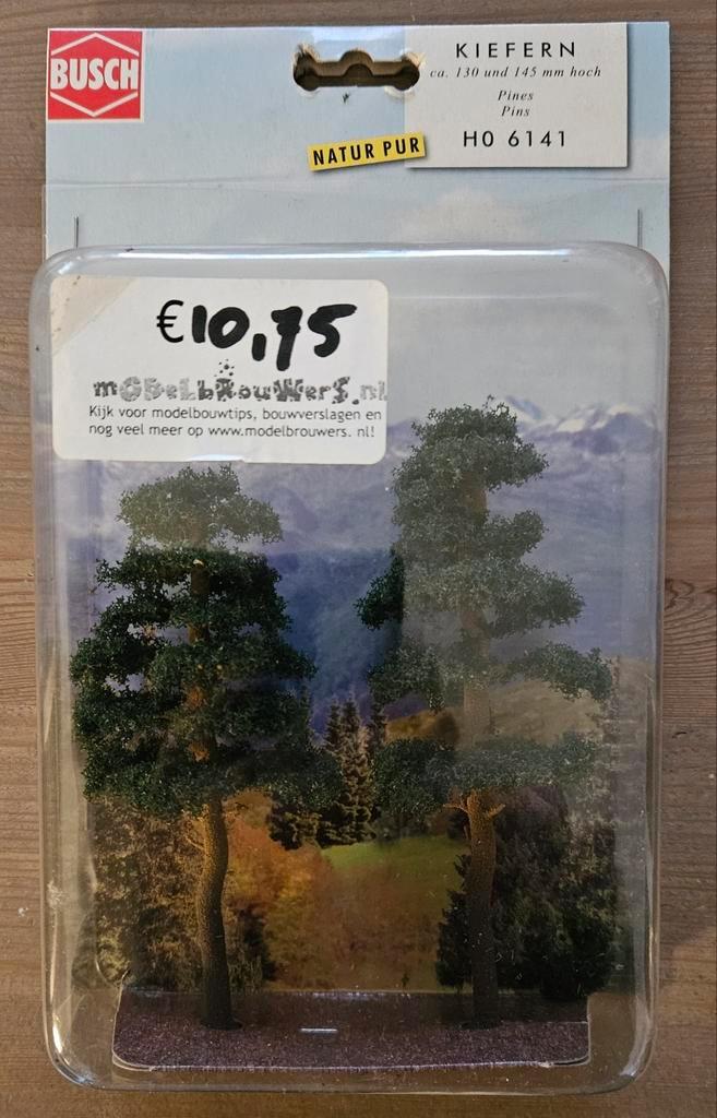 2 stuks Busch Dennebomen HO 6141., Hobby en Vrije tijd, Modeltreinen | H0, Nieuw, Overige typen, Gelijkstroom of Wisselstroom