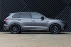 Volkswagen Touareg R 3.0 V6 TSI eHybrid 4M Panodak Puglia Lu, Auto's, Automaat, 12 maanden, Gebruikt, Zwart