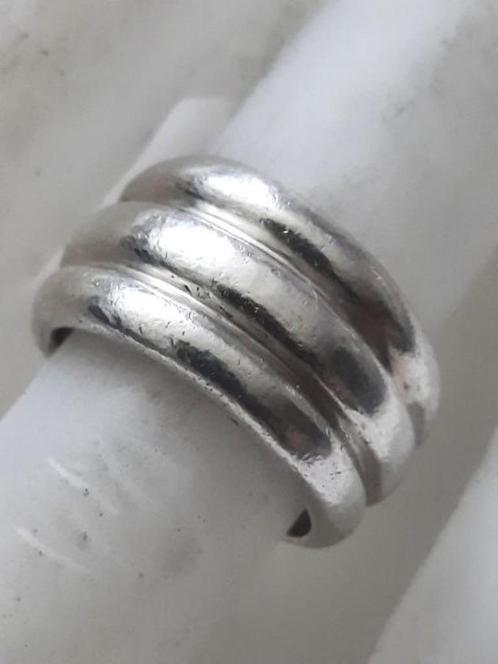 Stevige zilveren ring van drie rijen 925 (7810-59), Sieraden, Tassen en Uiterlijk, Ringen, Zo goed als nieuw, Dame, Kleiner dan 17