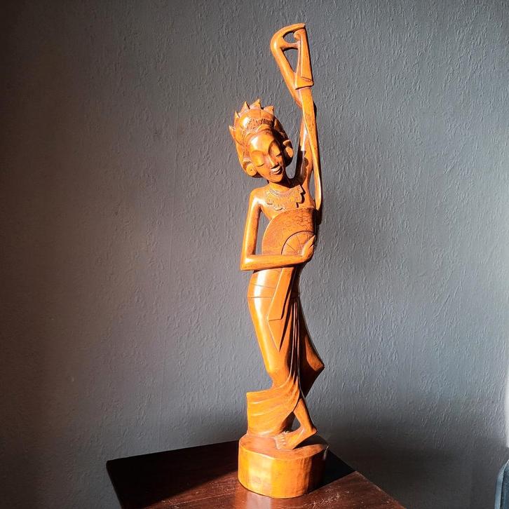 Bali, Indonesië, houten beeld, danseres, jaren '60, Antiek en Kunst, Kunst | Beelden en Houtsnijwerken, Ophalen of Verzenden