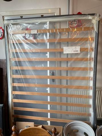Nieuwe lattenbodem 140x200 cm beschikbaar voor biedingen