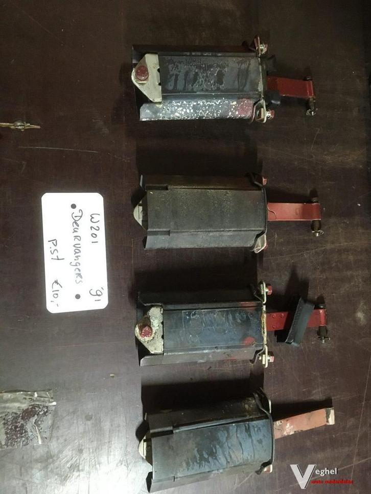 mercedes w201 / 190 deurvanger, Auto-onderdelen, Carrosserie en Plaatwerk, Deur, Gebruikt, Ophalen of Verzenden