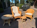 Rotan stoelen en tafeltjes - rieten set, Ophalen, Gebruikt, Riet of Rotan, Twee