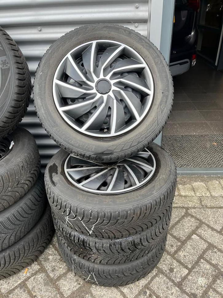 Winterbanden winterset Suzuki Ignis Baleno Swift TPMS, Auto-onderdelen, Banden en Velgen, Banden en Velgen, Winterbanden, 15 inch