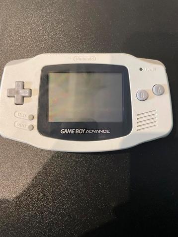 Gameboy advance AGB-001 + gadgets beschikbaar voor biedingen